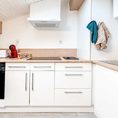 Air-conditioned Two-room Free Parking Close To Aude * Carcassonne
