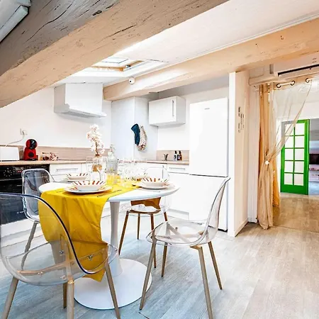 Air-conditioned Two-room Free Parking Close To Aude * Carcassonne